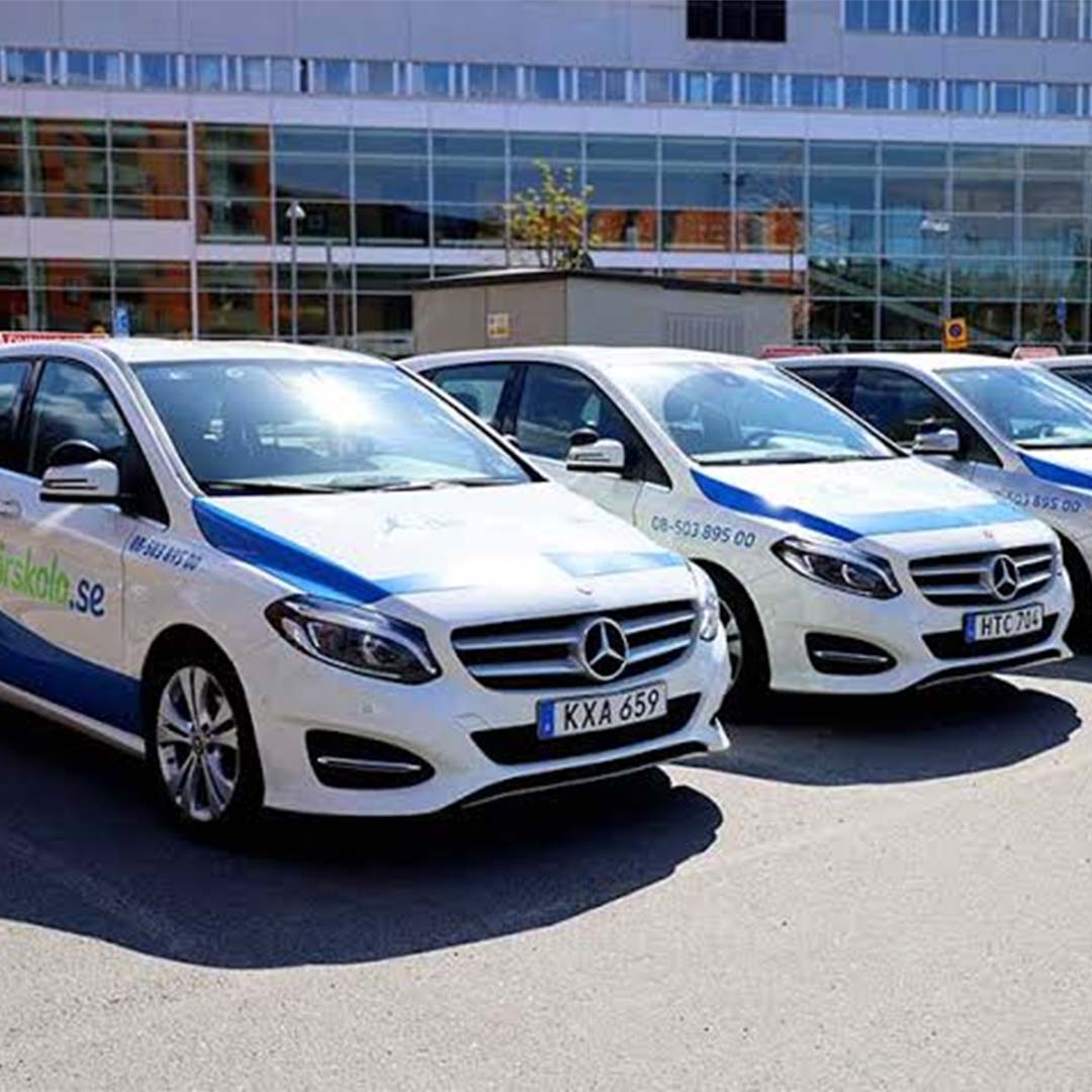 driving school car with learner